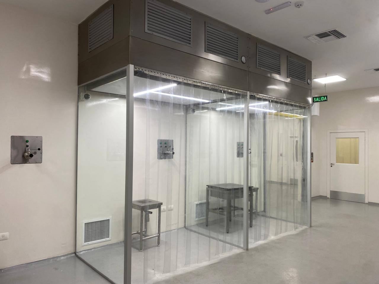 Cabina de flujo laminar instalada en Laboratorio Unión